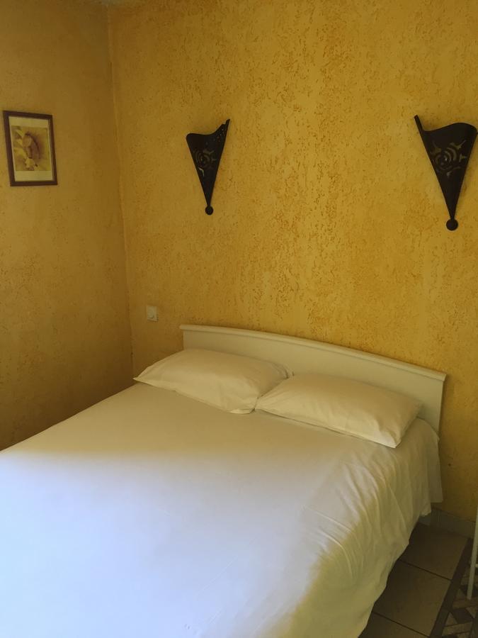 Hotel Le Salagou Clermont-lʼHérault 외부 사진